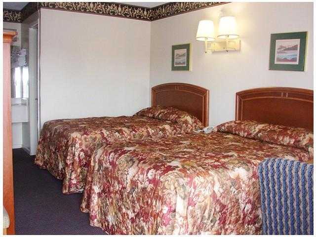 Passport Inn Perry Rum bild